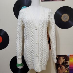 Cable Stitch |  Oversized White Cable Knit Cardigan